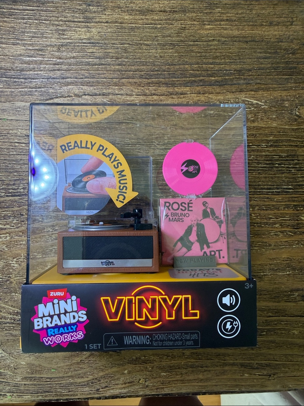 ZURU Mini Brands Vinyl Playable Record Player-Rose Bruno Mars